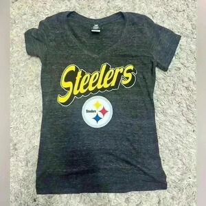 NFL Apparel Pittsburgh Steelers Women’s TShirt | Gray Shirt | Size Small